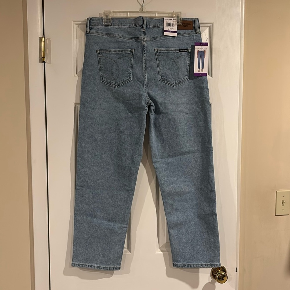 NWT Calvin Klein Women’s‎ Light Wash Jeans size 14